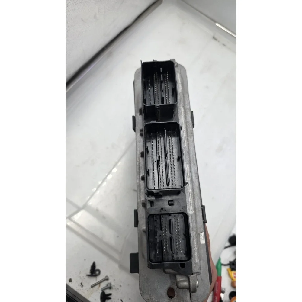 S66ff Ecu 0 281 018 997 (864) 1039652035 Oem  CONTROL MODULE  F250 F350 F450